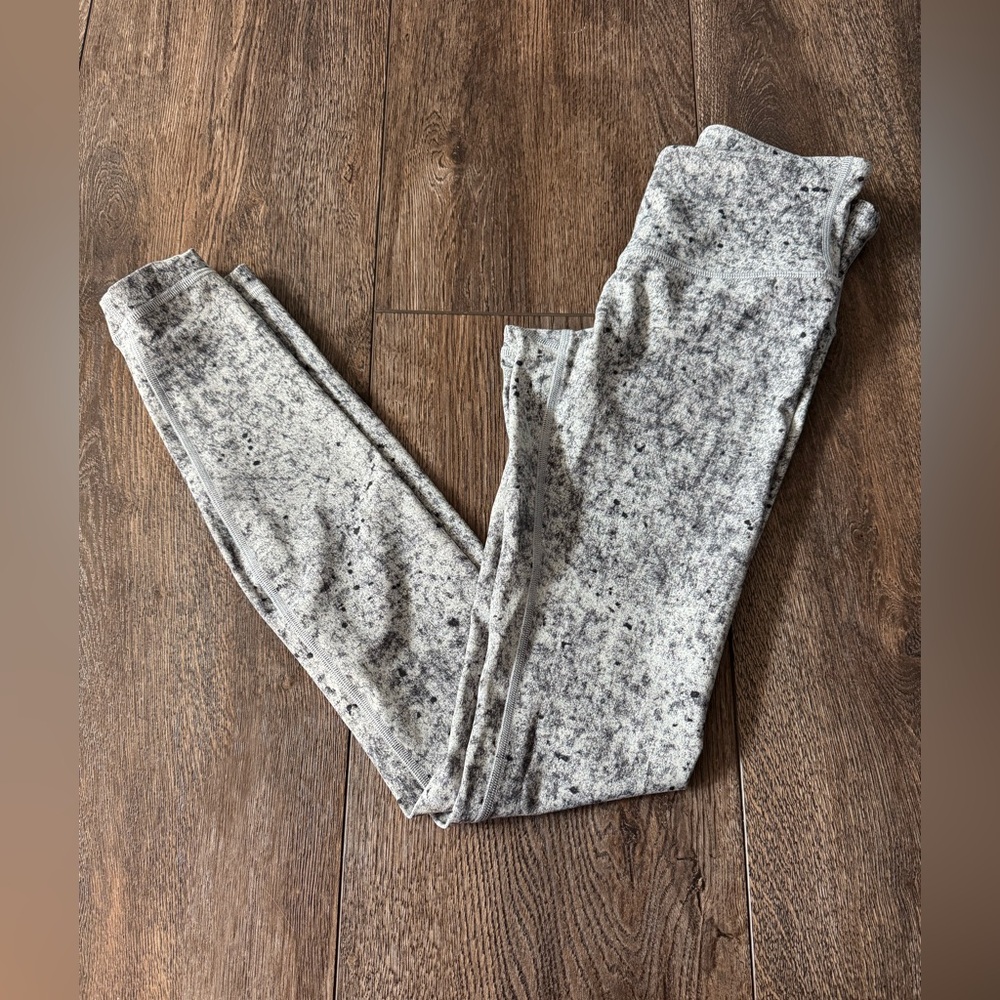 lululemon wunder under  tight luxtreme antiqued alpine white